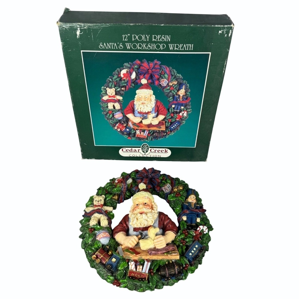 Kirklands Cedar Creek 12" Santas Workshop Christmas Wreath Vtg Village - Note